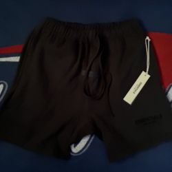 Essentials Sweatshorts