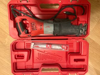 15 amp Milwaukee sawzall w/ 10pck blades