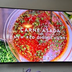 70”  Vizio FLAT SCREEN TV. WORKS PERFECTLY!!