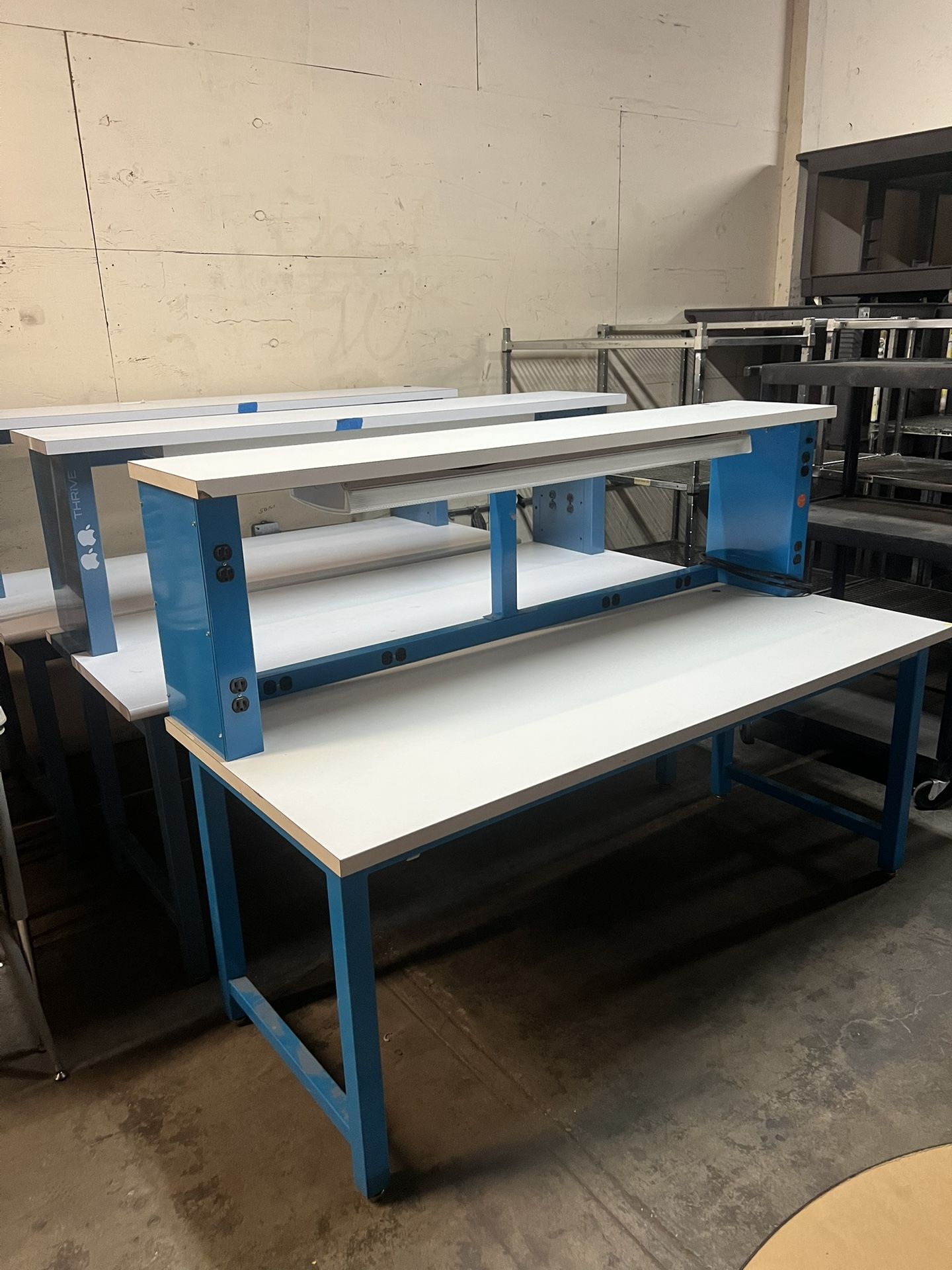 WORK BENCHES -can deliver-