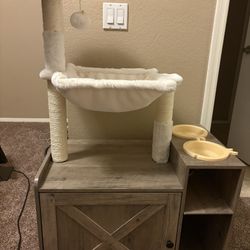 Enclosed Litter Tower Cat Tree And Bowls 