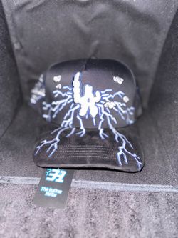 31 Hats LA clouds