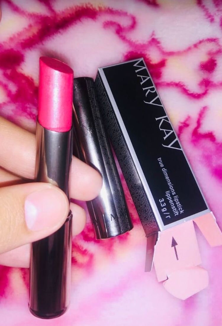 Se vendé. Labiales Mary Kay tengo 220 $10 cada uno si quieres todos mejor precio