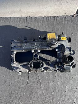 OEM BMW VALVE COVER N20