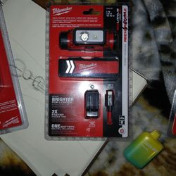 Milwaukee Hands Free Light