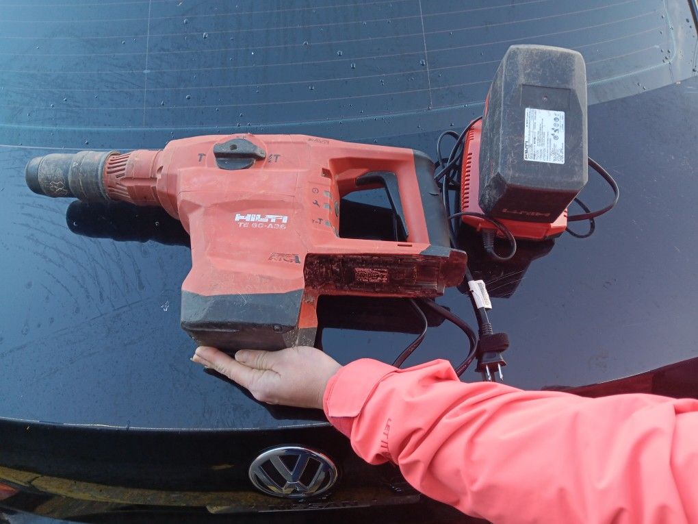 Hilti T60 A36 Rotaty Hammer With Attchments And Charger Amd Battery