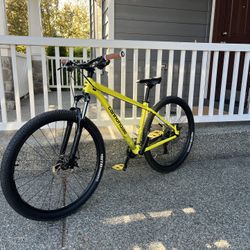 Cannondale Trail 8 Size M