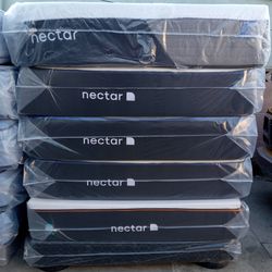 Nectar Mattress.     

Nectar Premier Queen Size  - 13" Memory Foam Mattress 

Brand New Mattress 

Delivery available