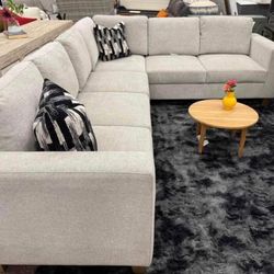 Thomasville Dillard Fabric Convertible Sleeper Sectional – Light Gray