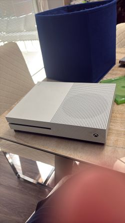 Xbox One S