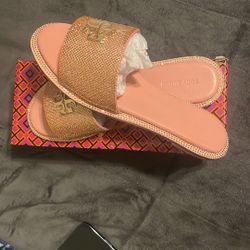 Tory Burch Sandles 