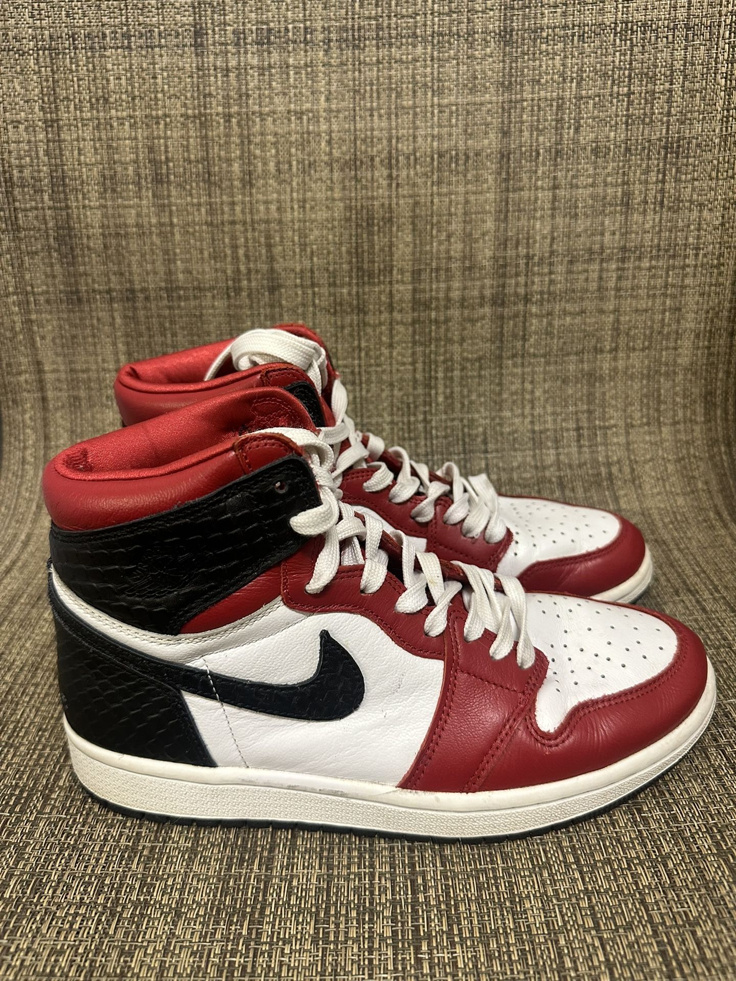 -Nike Jordan 1 retro high satin snake Chicago