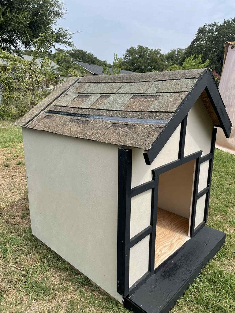 Dog House