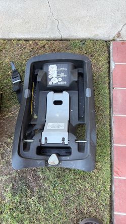 Car seat base
