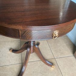  Antique Mahogany Round Lion Head and Brass Feet  table