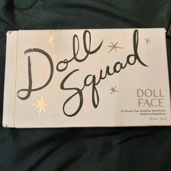 Doll Face 24 Shade Eye Shadow Palette 