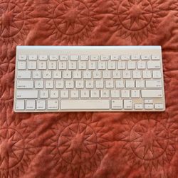 Mac Bluetooth Keyboard 