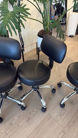 chair  leader