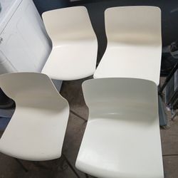 4 Chairs