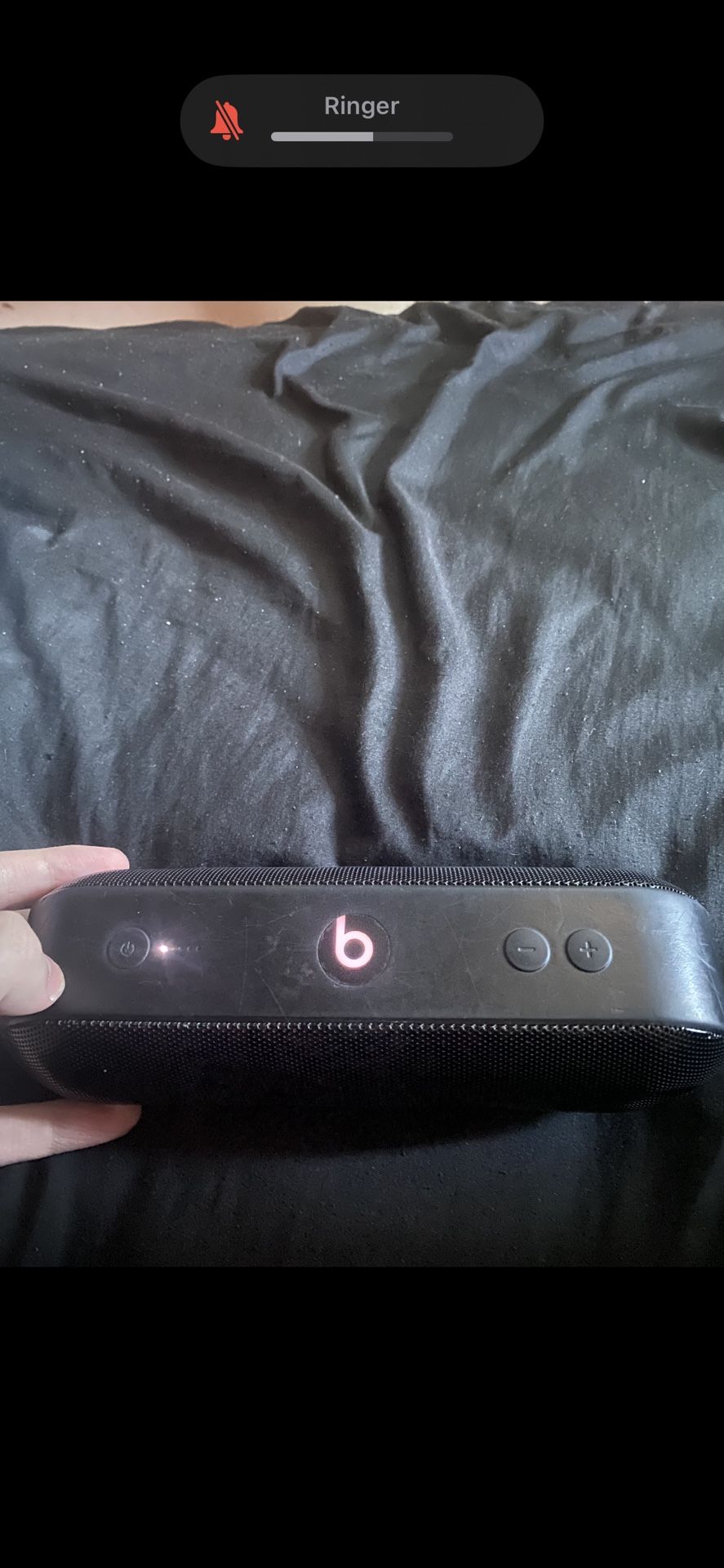 Beats Pill