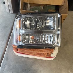 FREE 2005-2007 Ford Superduty Excursion Headlight FREE