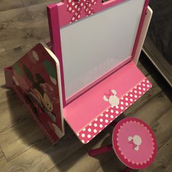 Minnie Mouse Book Shelf With Stool 