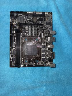 Gigabyte GA-78LMT-S2 AM3+ AMD DDR3 1333 760G USB 2.0 Micro ATX Motherboard