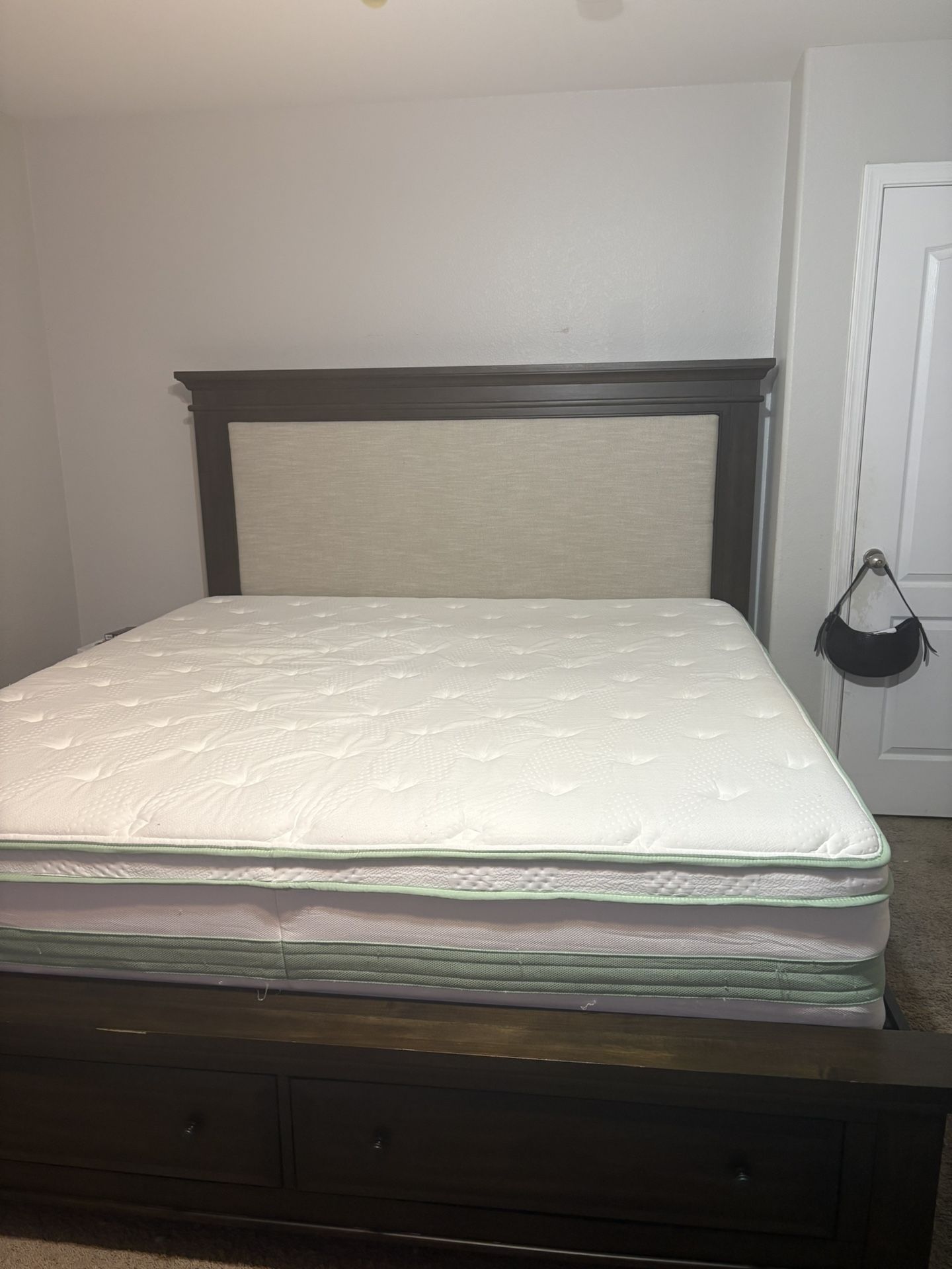 King size Wood Bed frame