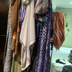 Scarves….Stay Warm In This Chilly Weather