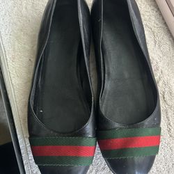 Gucci Flats 