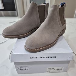 Men's suede boots