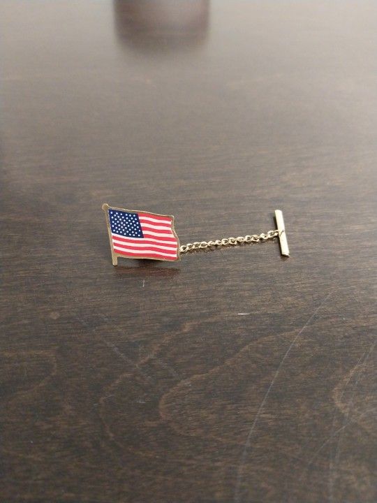 Vintage American Flag Tack