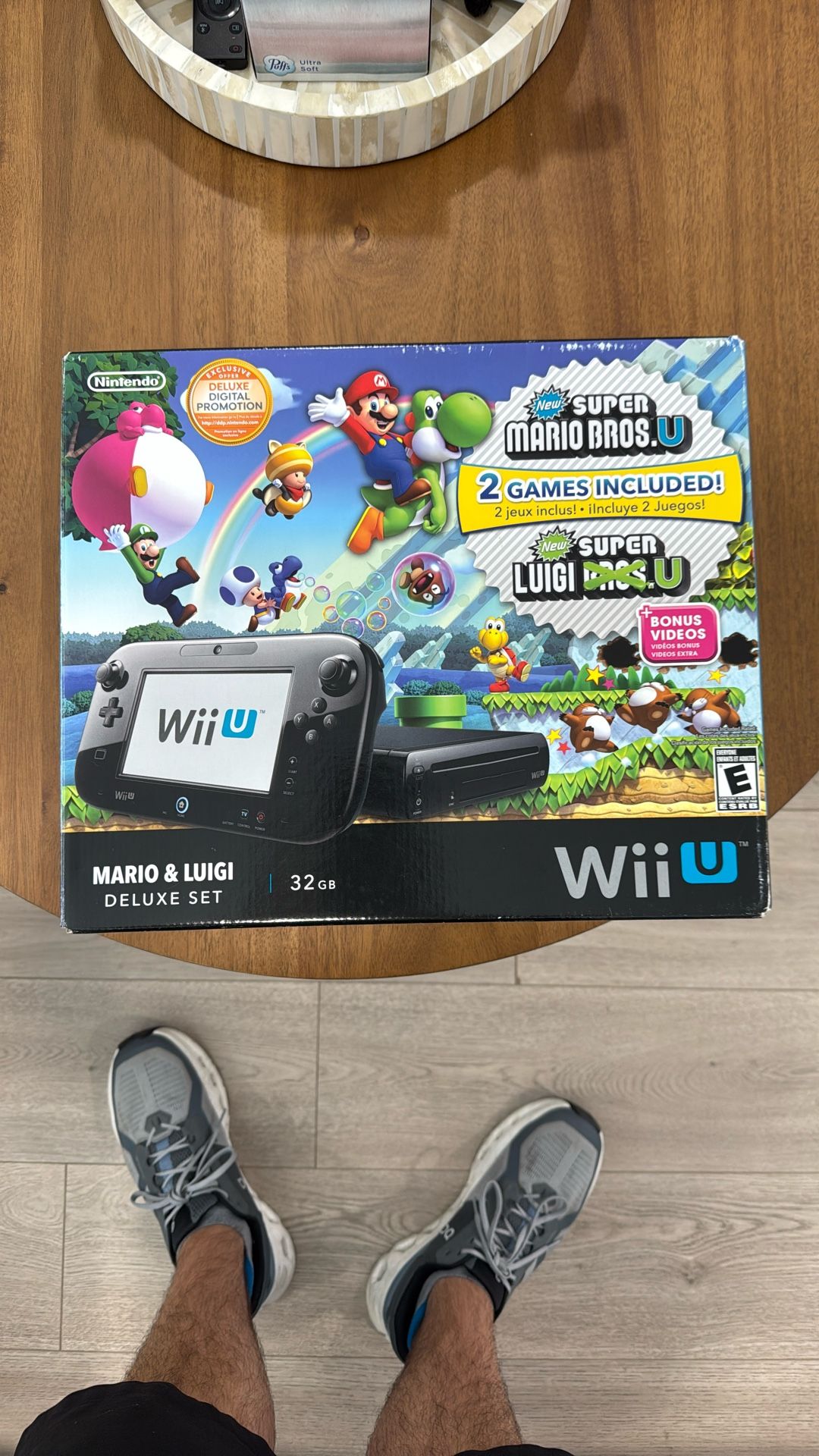 Practically New Black 32gb Wii U + Extra Pro Controller