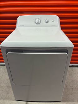 Hotpoint Electric Dryer 220V in Very Good Working Condition