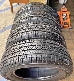 225/60/17 Yokohama Selling a set of 4 tires in excellent condition 🫡
