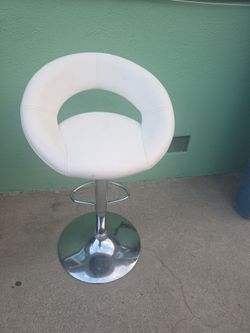 Adjustable Swivel Chair