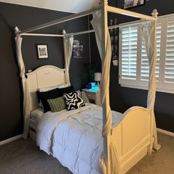 Pottery Barn Bedroom Set & Two Twin Beds 