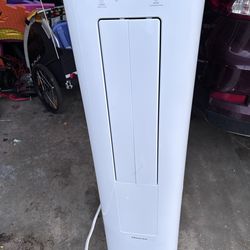 Hisense 8000 BTU Dual Hose Portable Tower Air Conditioner