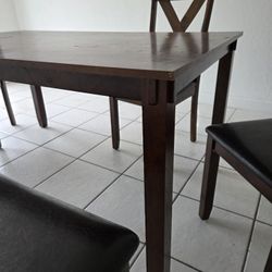 Mesa De Madera 