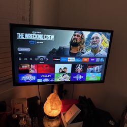 Samsung 32’’ inch smart tv 