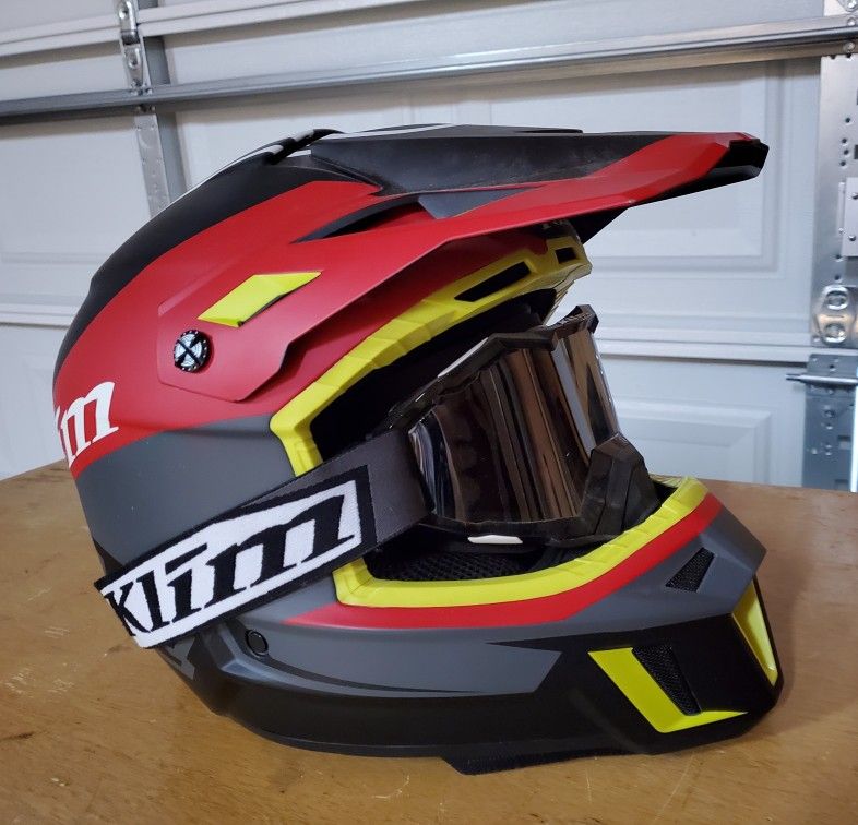 Brand New Motorcycle Helmet 