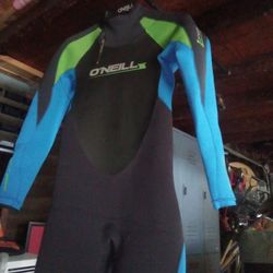 wet suit size medium