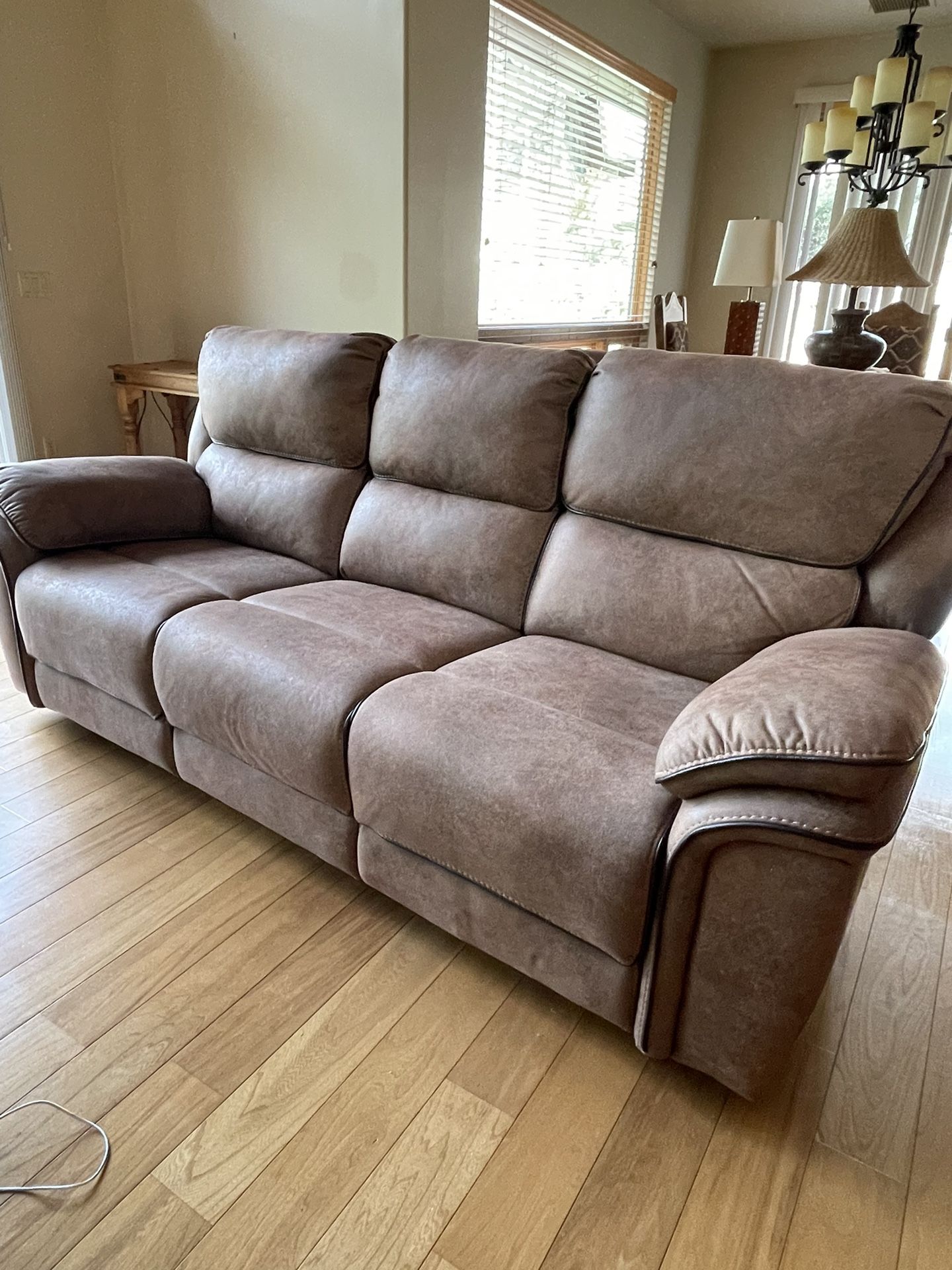 Reclining Sofa