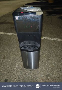 Water cooler cold hot