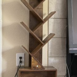 Modern Tree-Style Wooden Bookshelf 