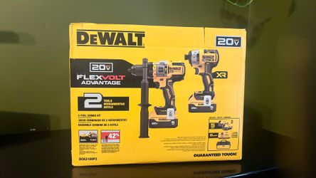 dck2100p2 dewalt 2 tool combo kit hammer drill driver and impact driver