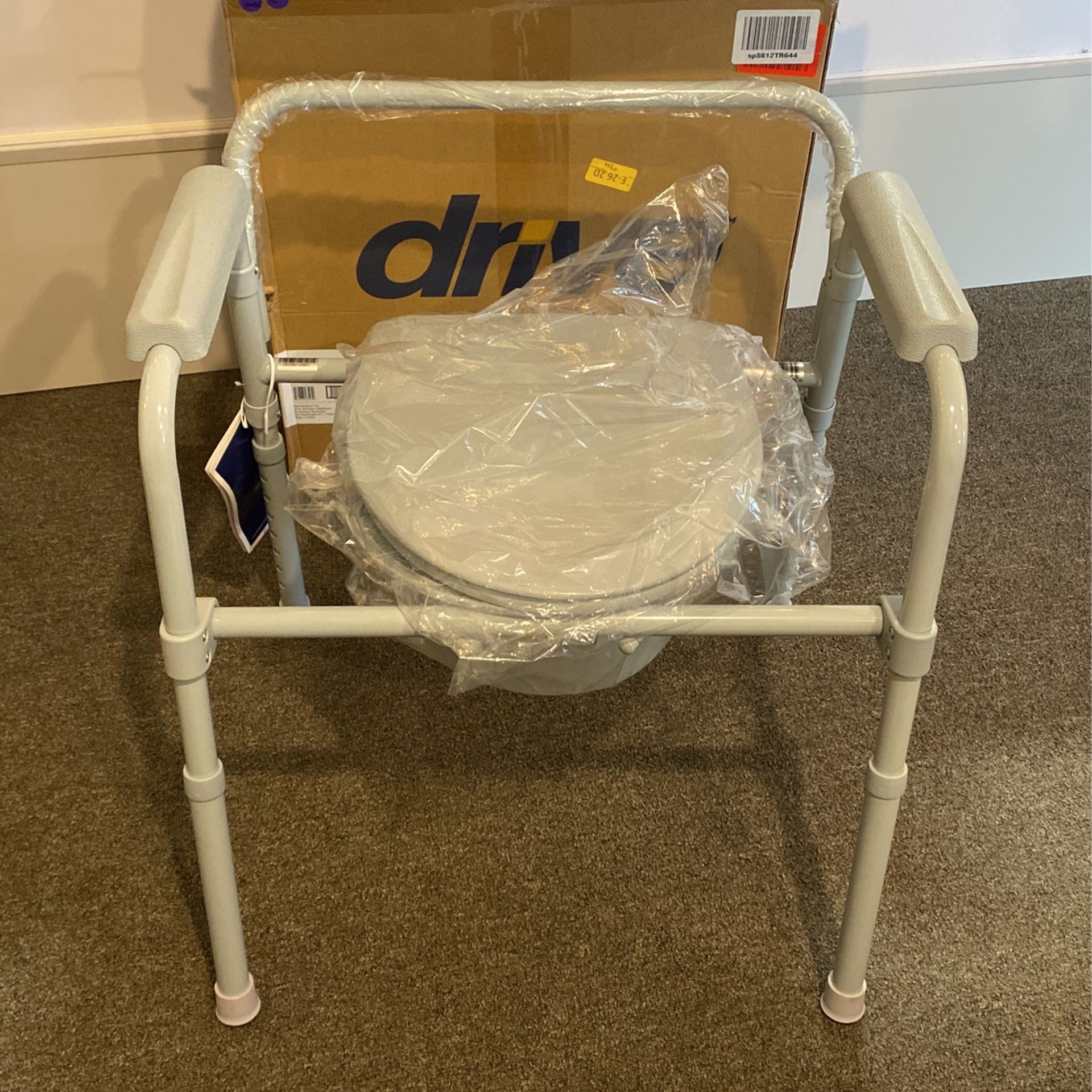 Drive Medical 111481 Folding Steel Bedside Commode Chair, Portable