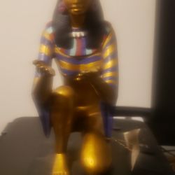 Egyptian statue