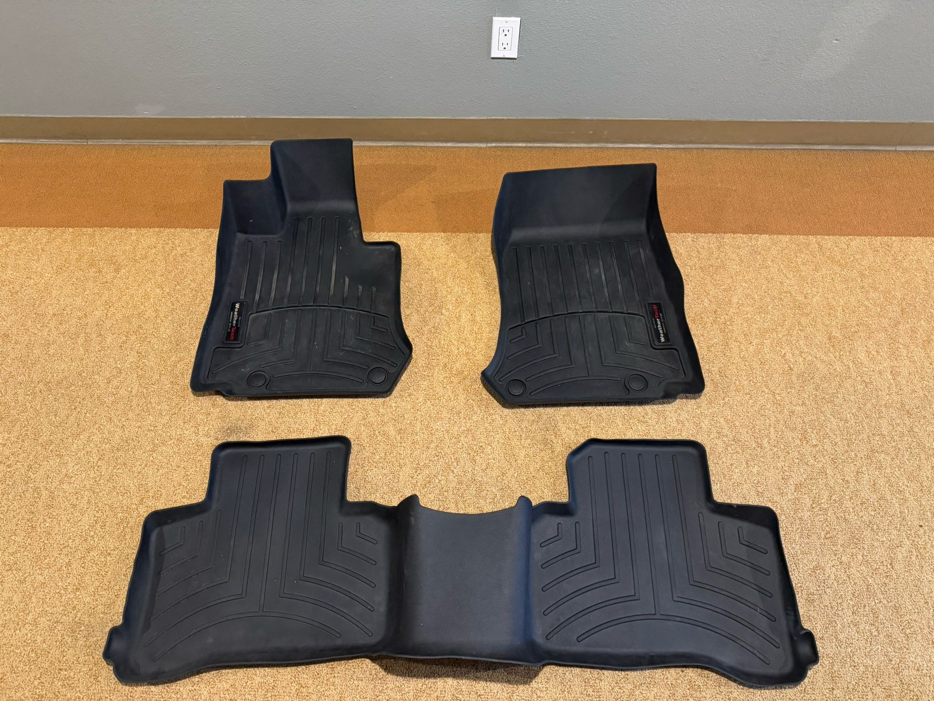 WeatherTech floor mats For Mercedes