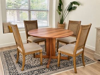 Solid Wood Round Drop-Leaf Dining Table – 42